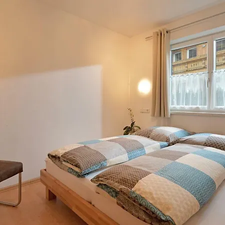 Ferienwohnung Belso Apartman *